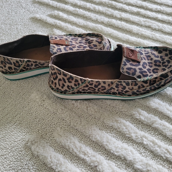 Ariat Cruiser, Size 7.5 - Picture 3 of 4